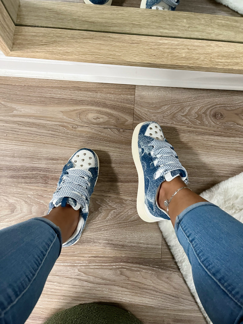 Kicks (Denim)